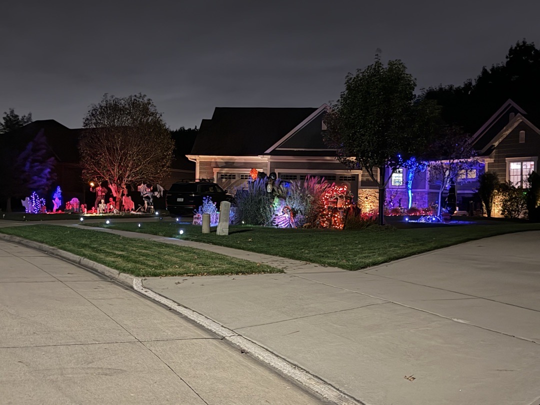 Spooky Haunted Yard in Johnston, Iowa
