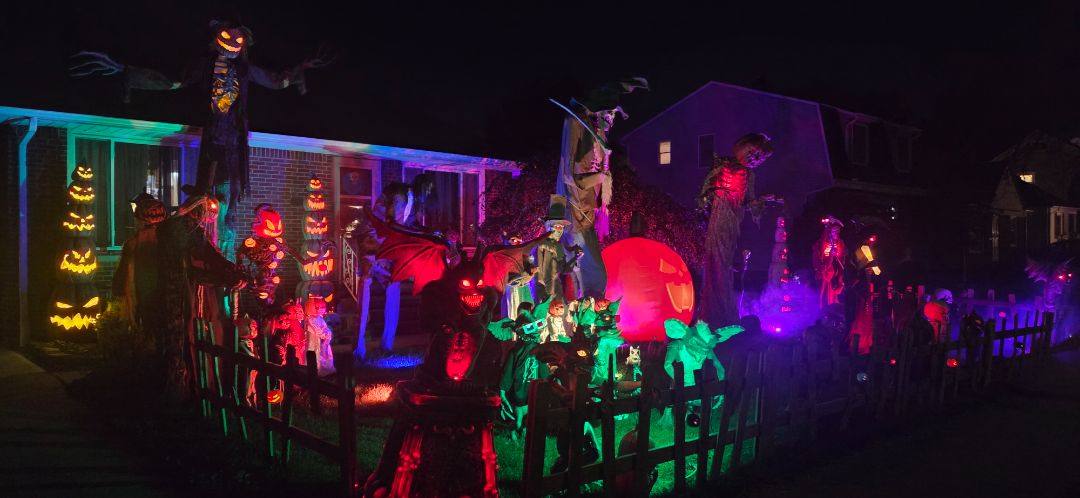 NIGHTMARE ON TUXEDO! Halloween Haunt in Parma, Ohio