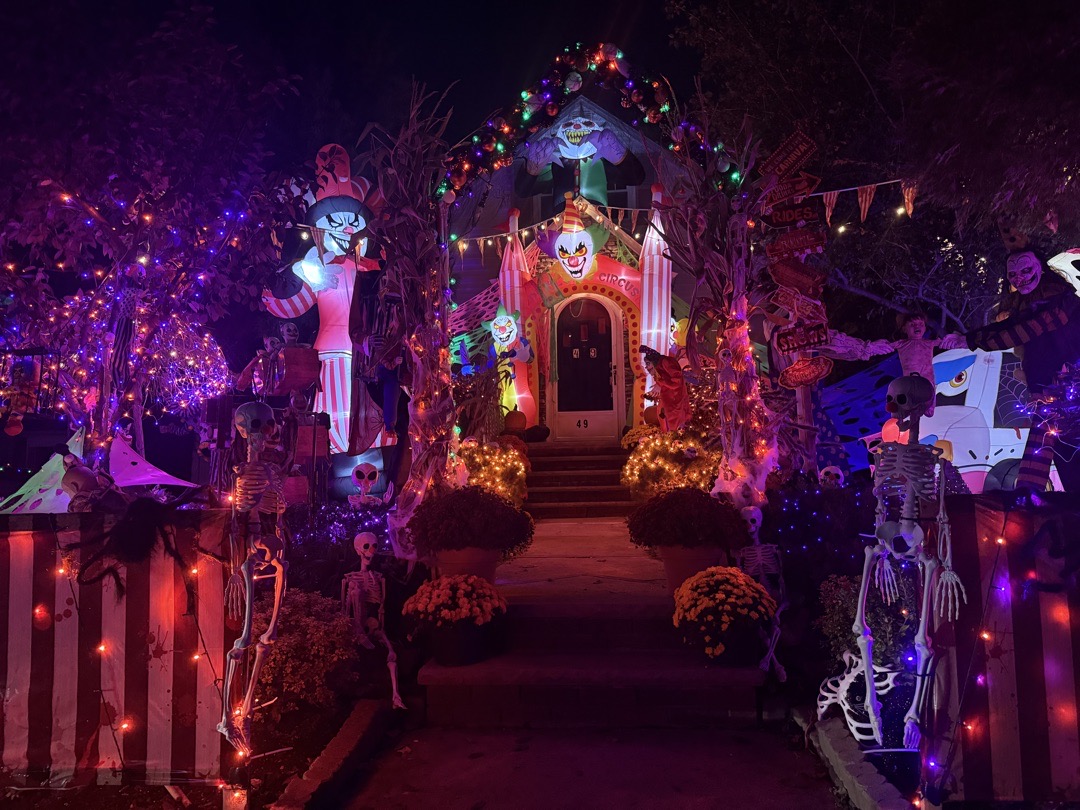 Halloween With 49 Martin Ave