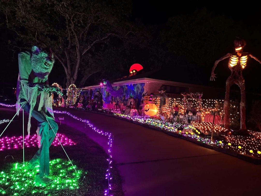 Patterson Halloween Decorations in Corsicana, Texas