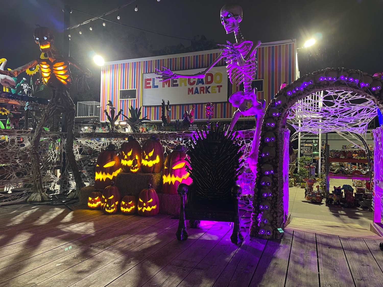 haunted Corner @ El Mercado Market