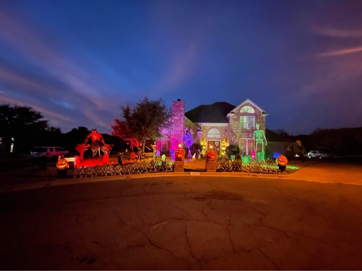 jacko’s spooky graveyard