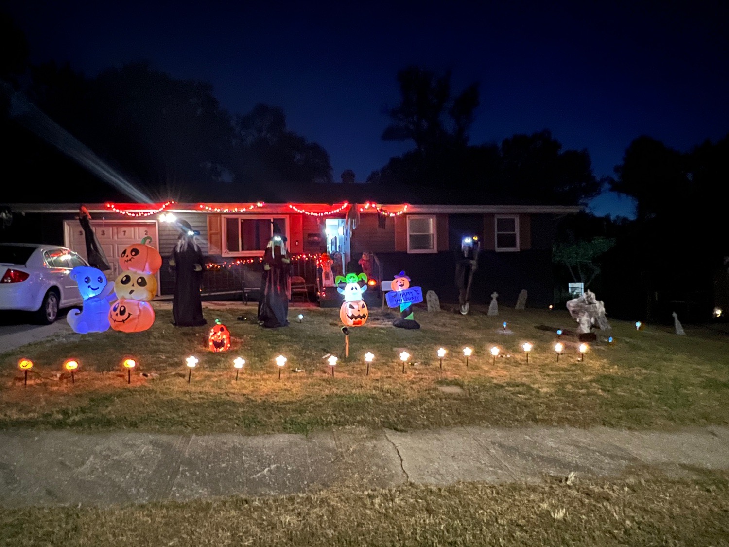 Noah’s Halloween display