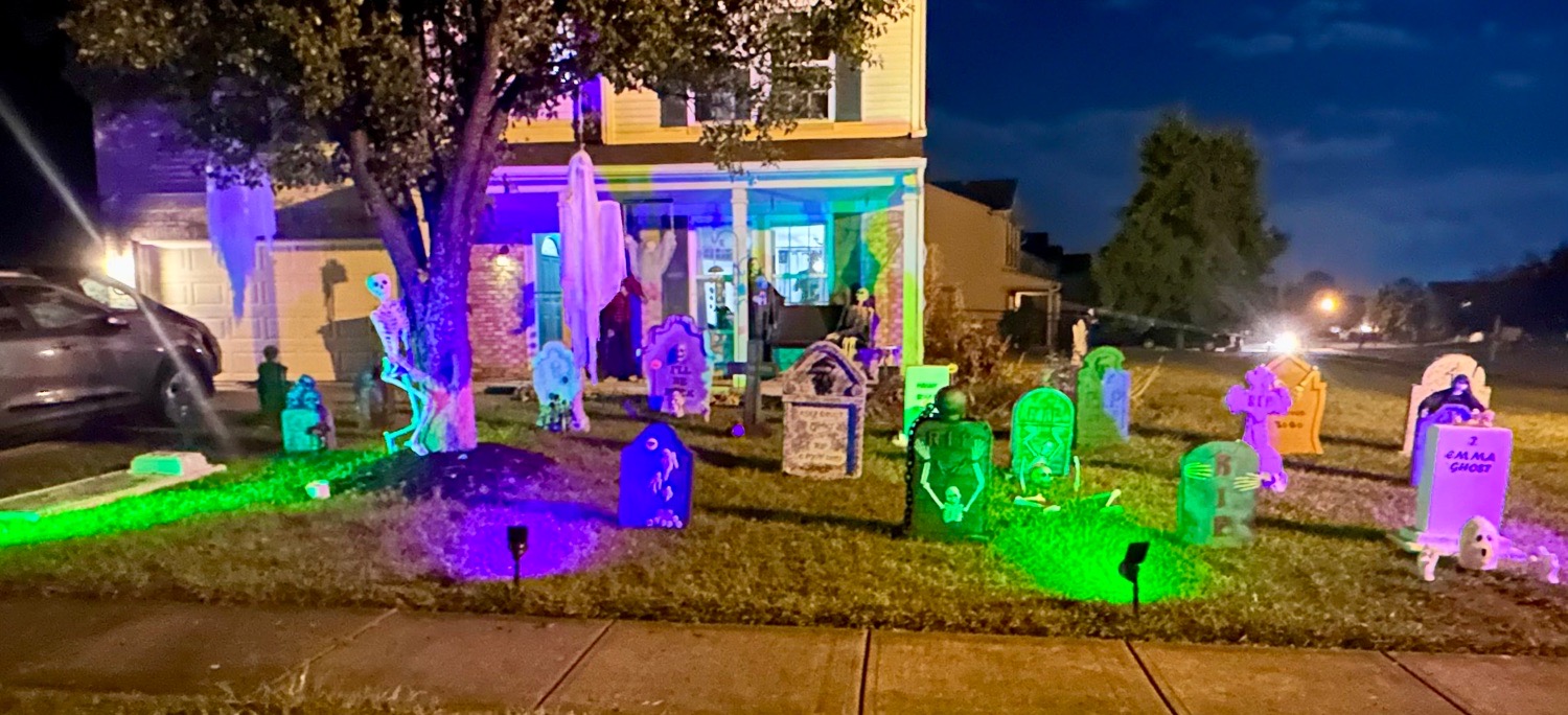 spooky cemetery at Front Point Ct.