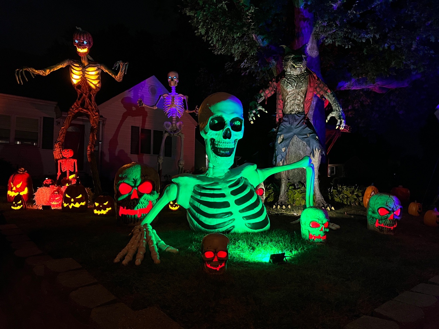 BECKER HALLOWEEN