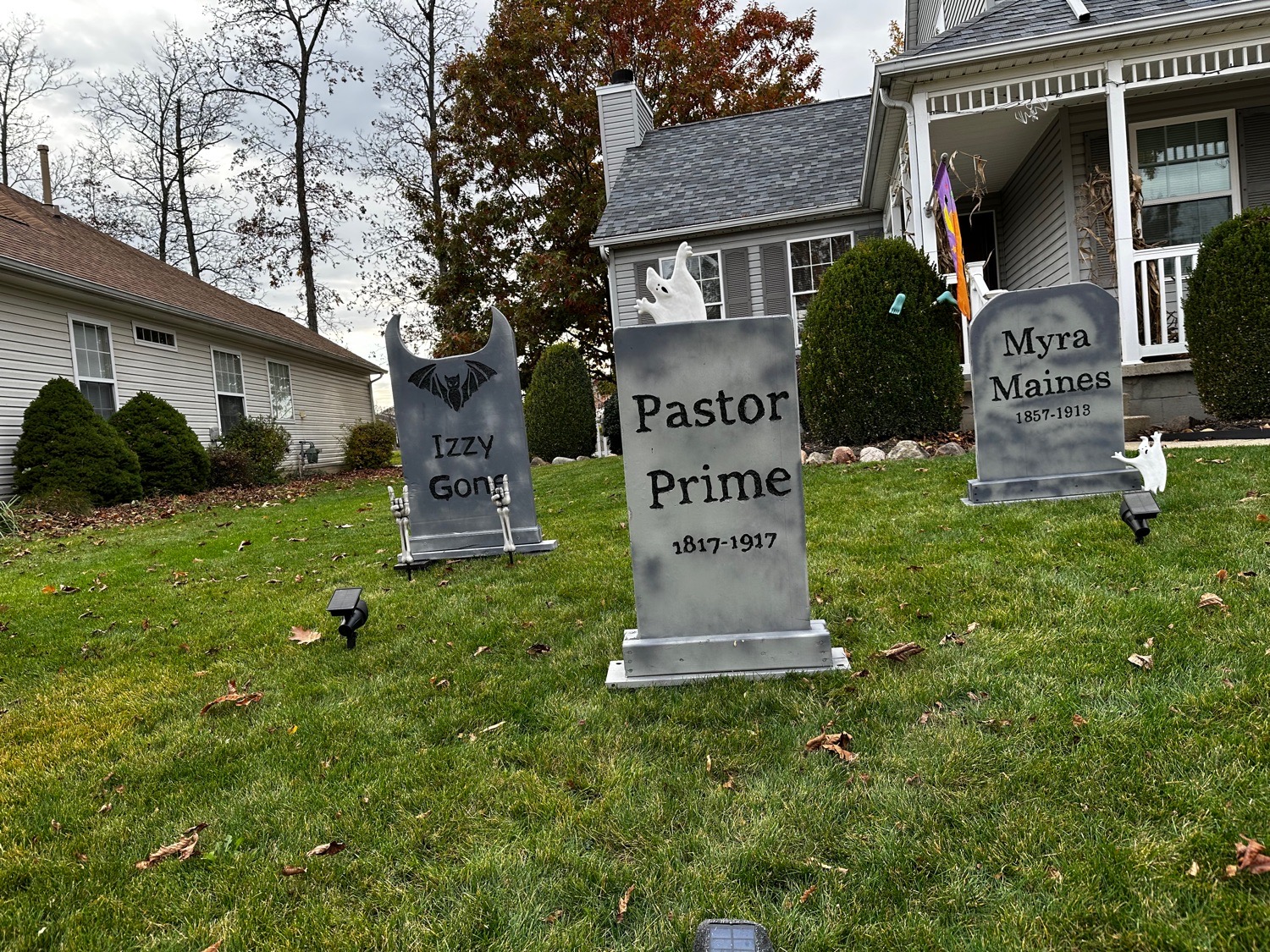 Larkens Way cemetery
