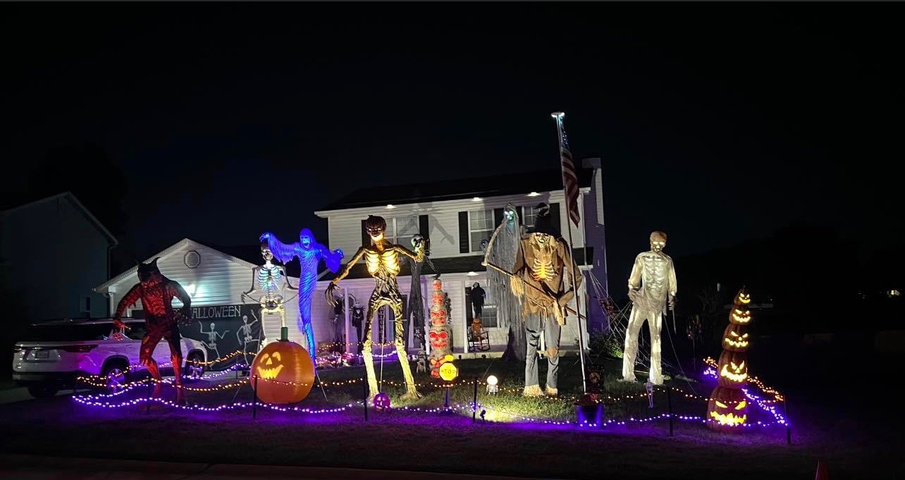 halloween tall town front yard display