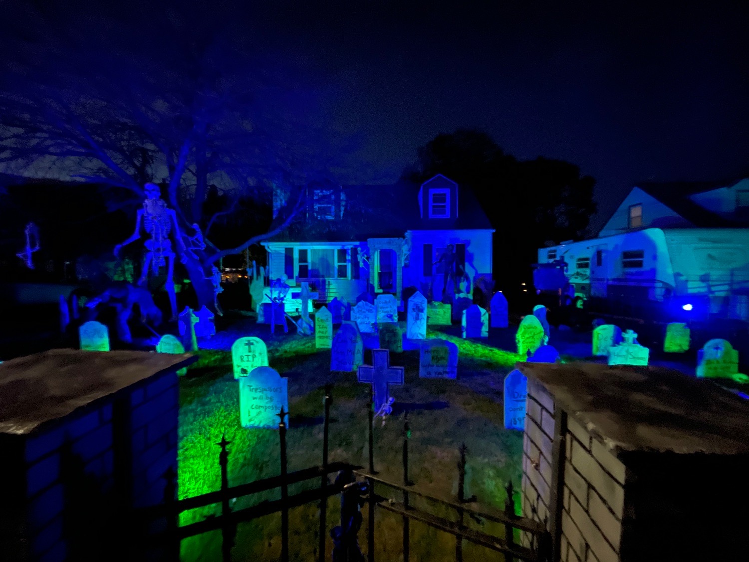 graveyard on crescent