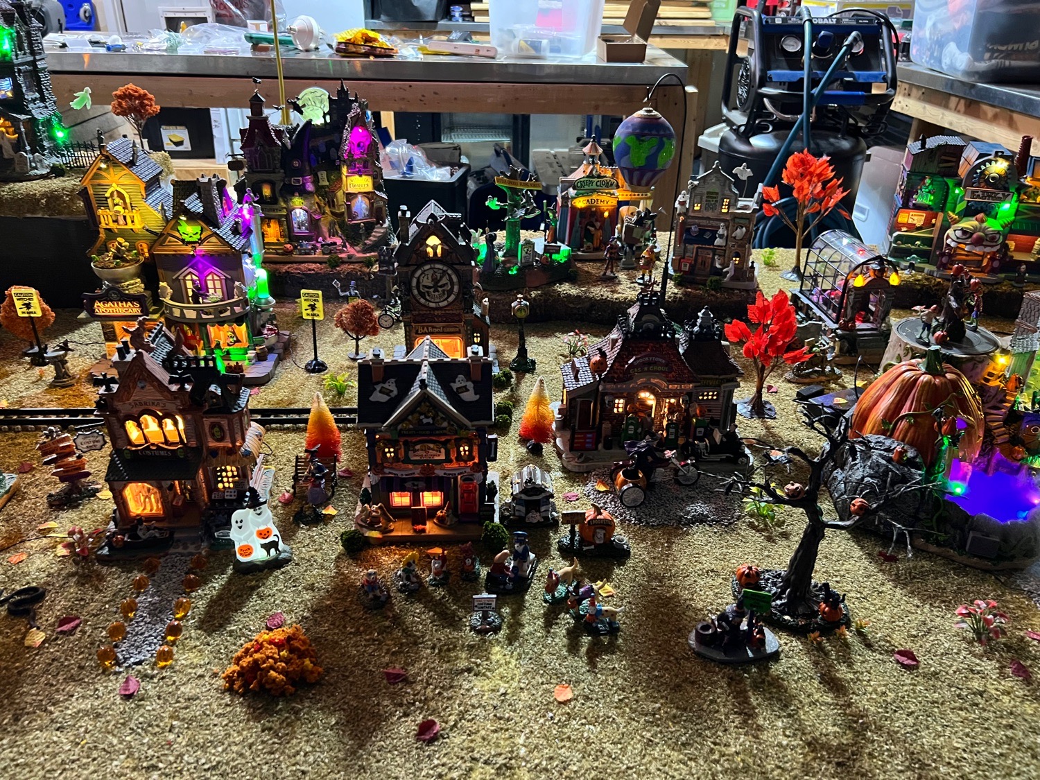 wright city Halloween fanatics