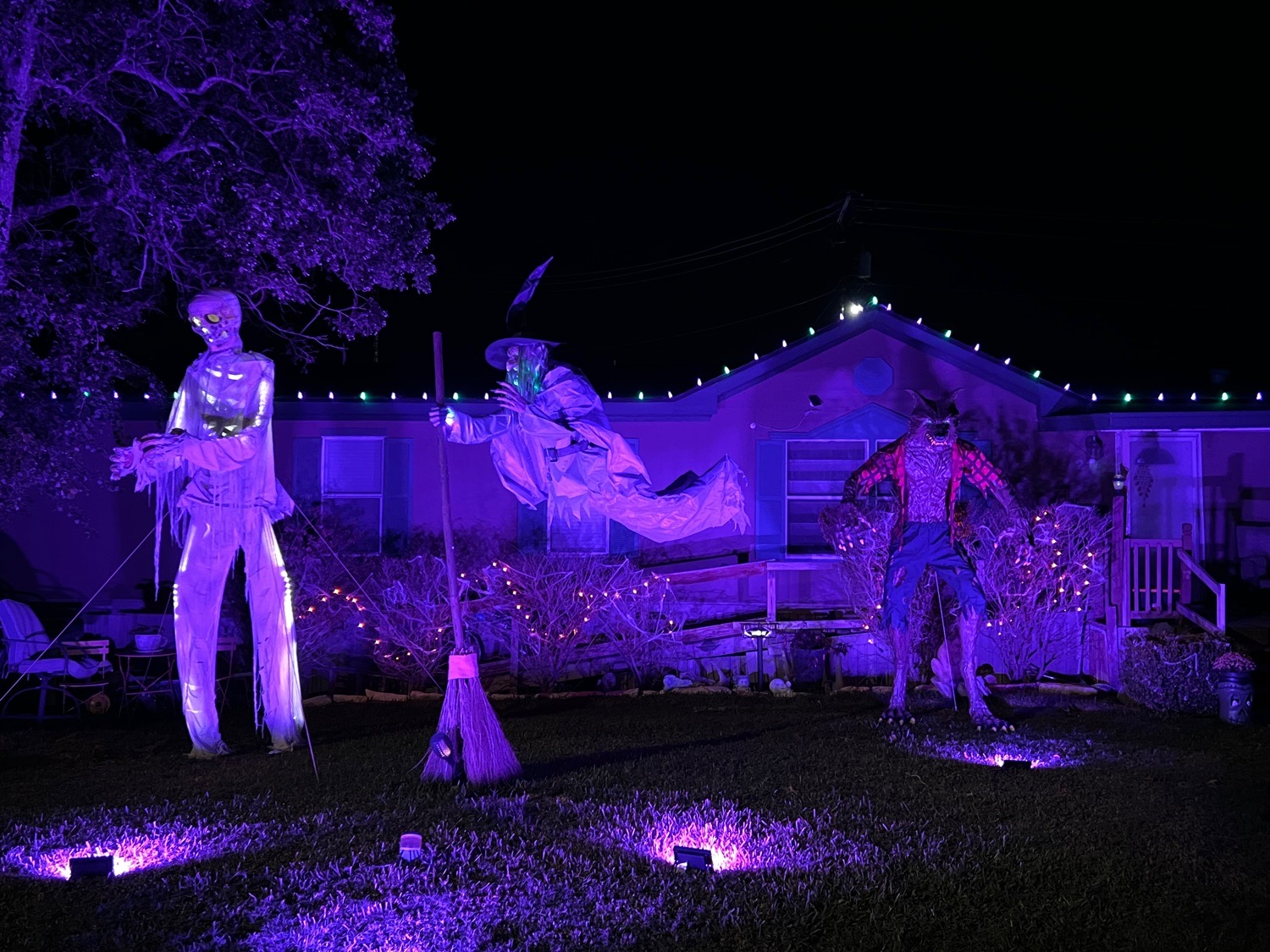 mega Halloween