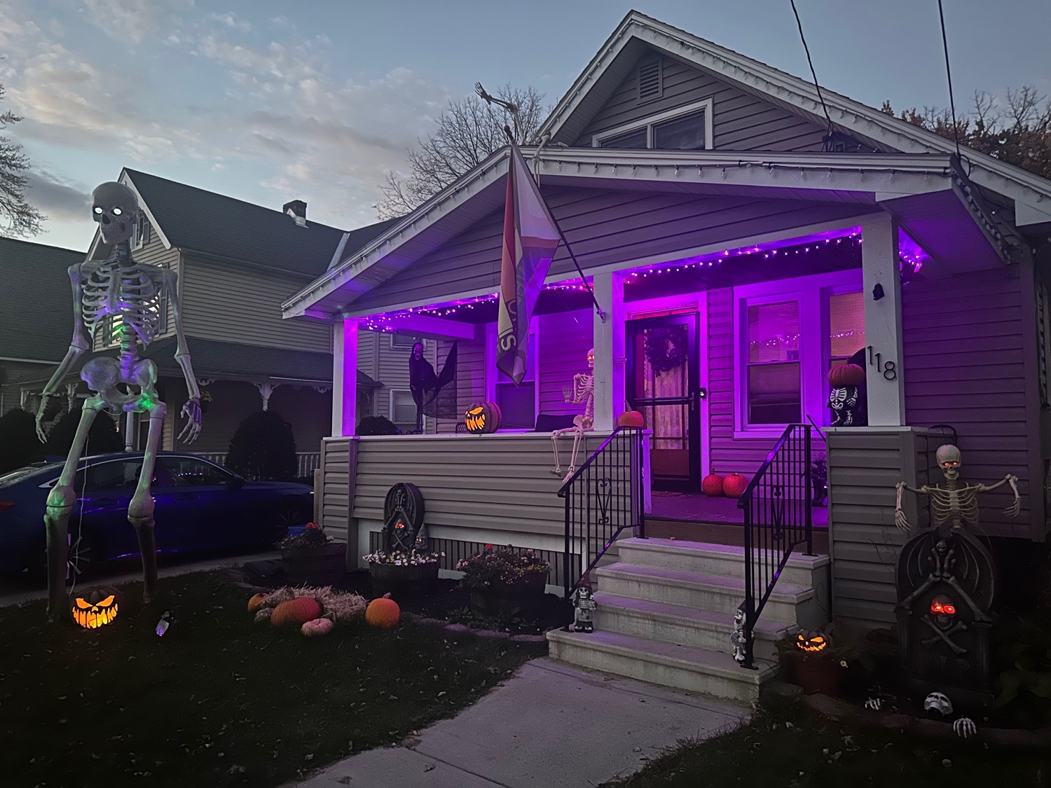 Sanders Ave spooks
