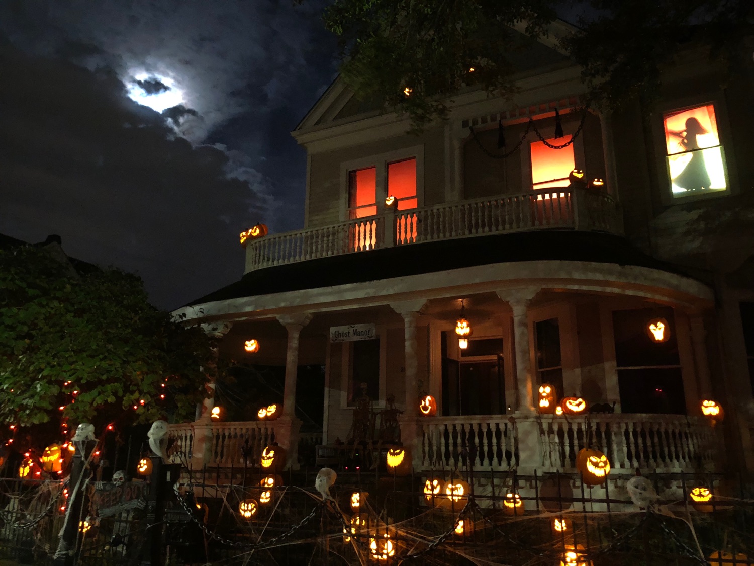 Ghost Manor