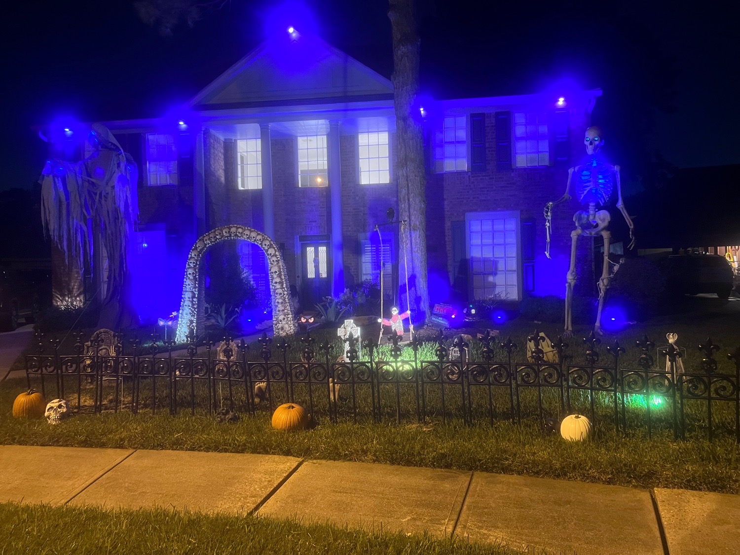 Sharp Manor