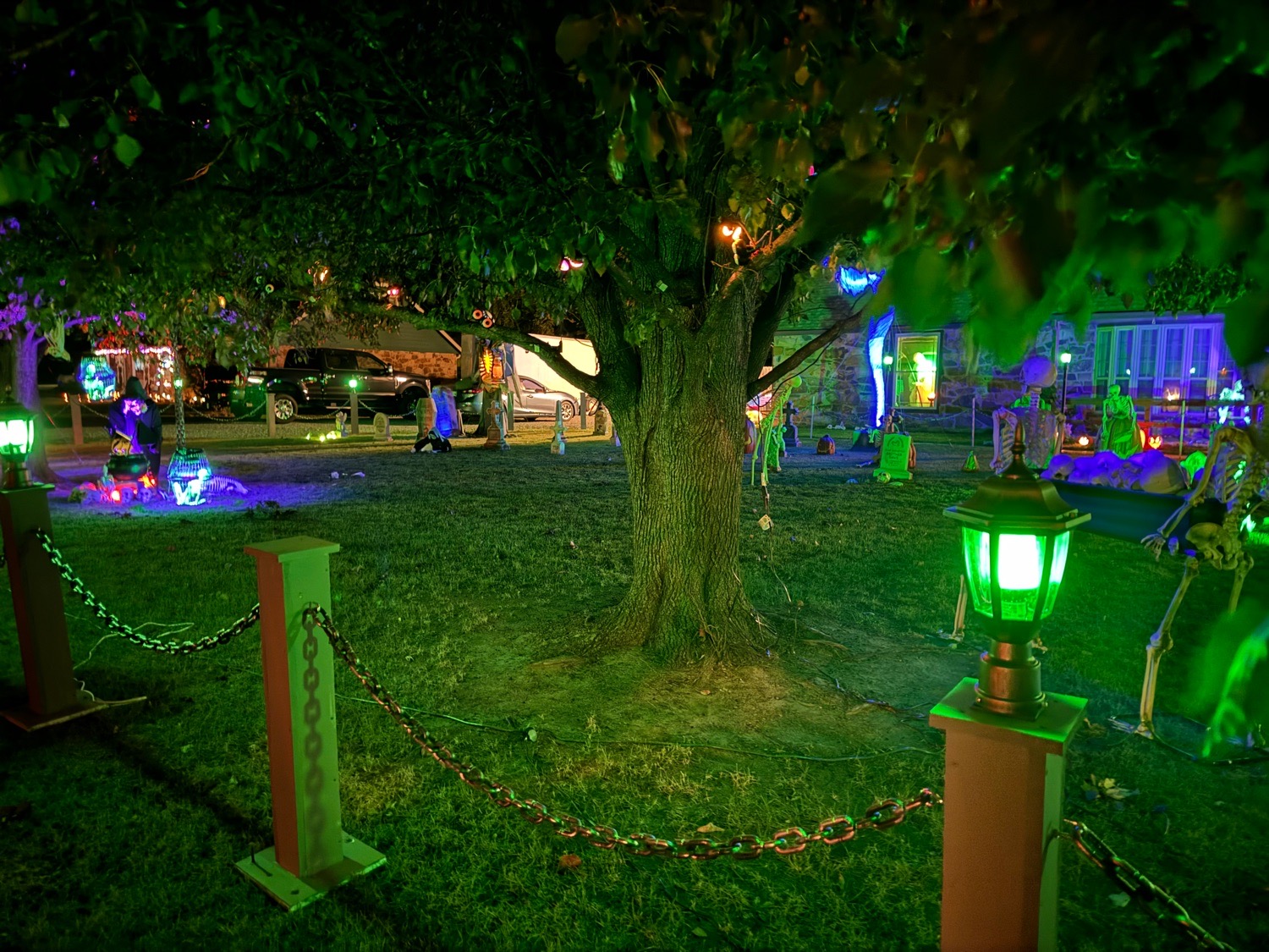 Guess Graveyard & Spooks!