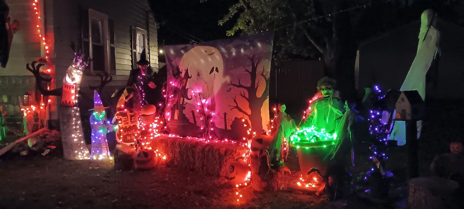 witches n pumpkins
