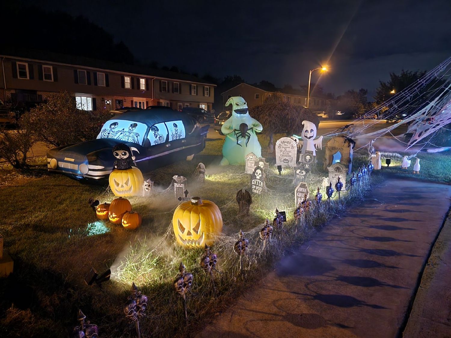 Pumpkin King Graveyard