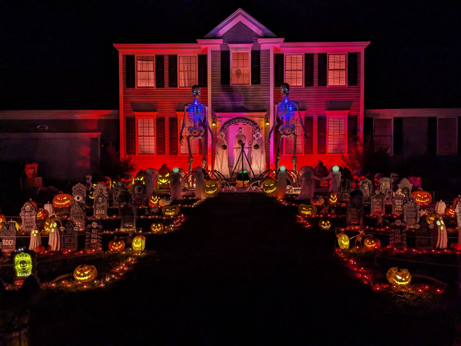 Haunted Graveyard on Sycamore