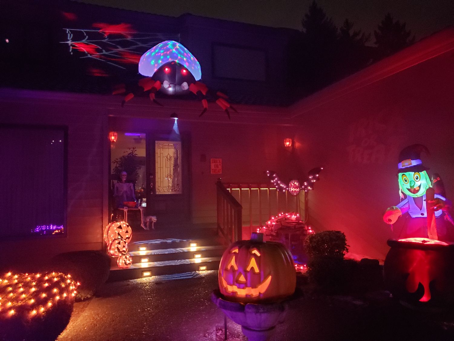 The Denham's Halloween drive thur