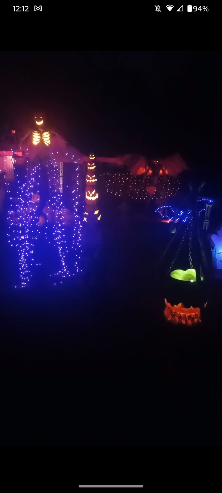 Longvue drive haunt display
