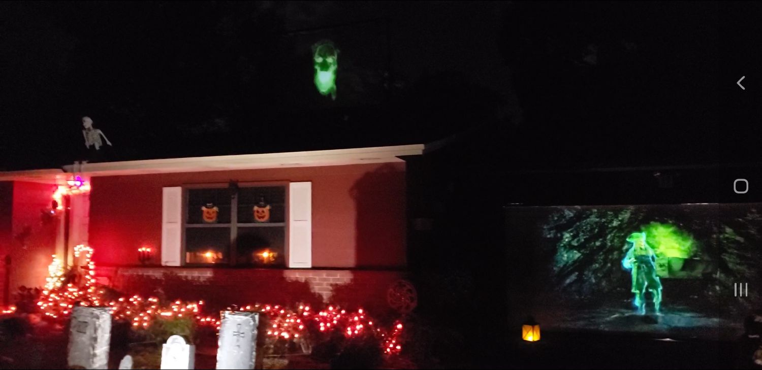 A Haunting In Northwood (An AtmosFX Projection Display!)