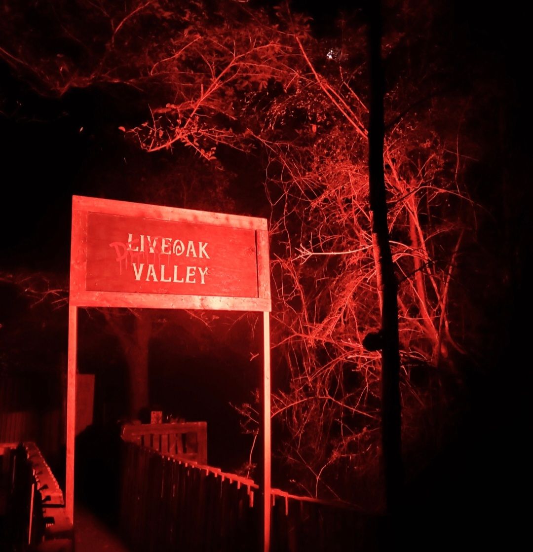 Deadoak Valley Haunted Attraction