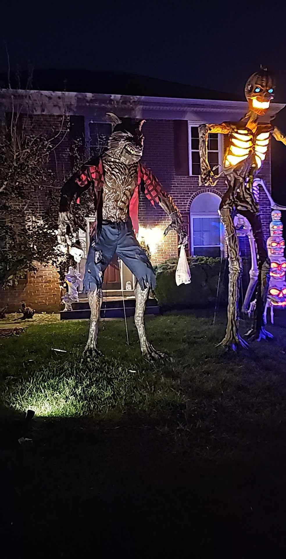 12 foot Halloween Monster Display