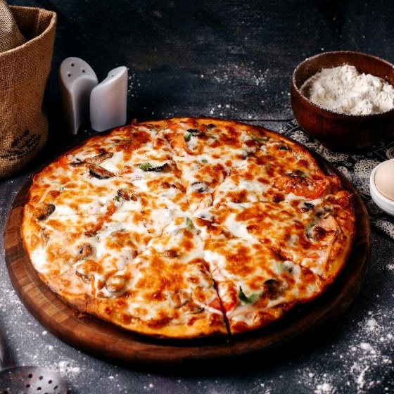 Bombay Toast Cheese Pizza (Medium)