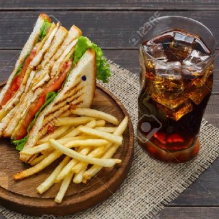 Paneer Sandwich, Frise & Coke 