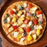 Spicy Paneer Pizza