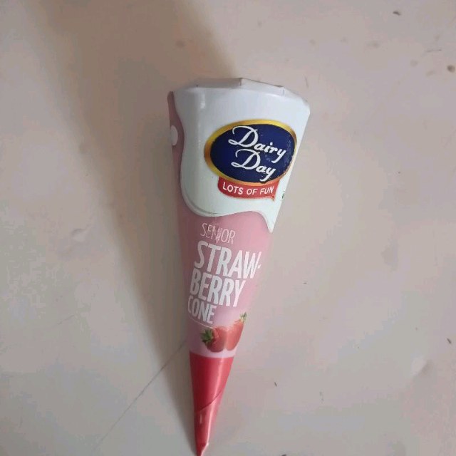 Sr. Strawberry cone 