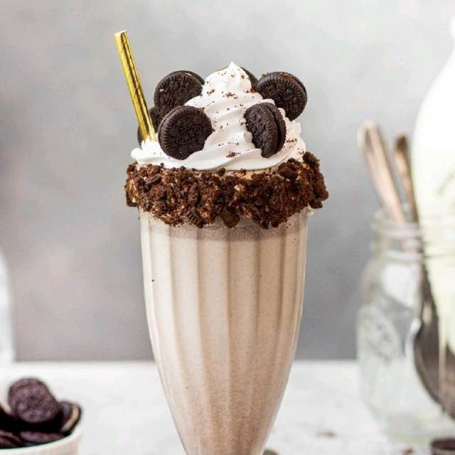 Oreo Milkshake