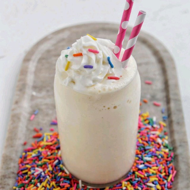 Vanilla Milkshake