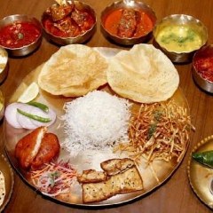 Sholo-bhoj Catla Thali