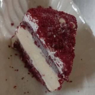sr.Red velvet cake
