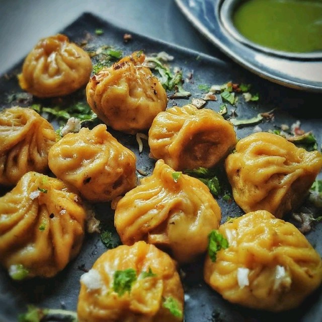 Veg Hot Garlic Momo