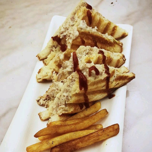 Chicken Chese Sandwich