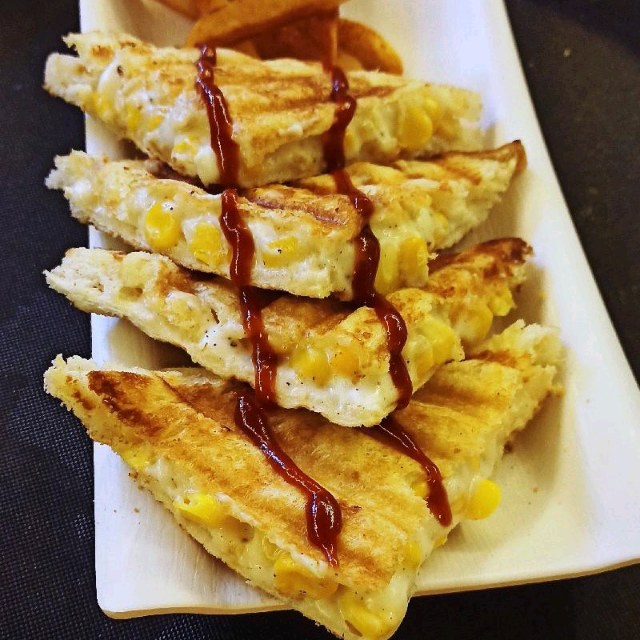 Corn & Cheese Sandwich