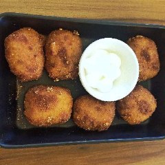 Cheesy Corn Bites (10 pcs)