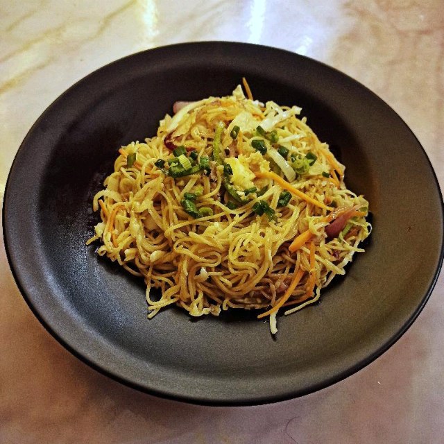 Butter Garlic Veg Noodles 