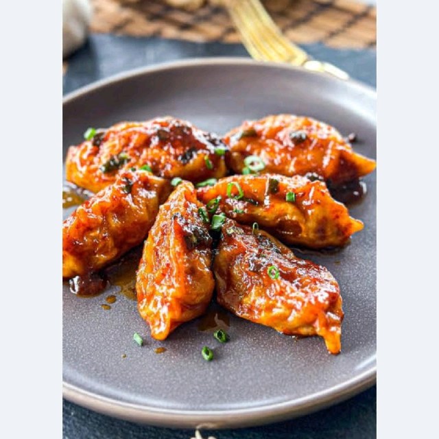 Pan Fried Momo 8pc