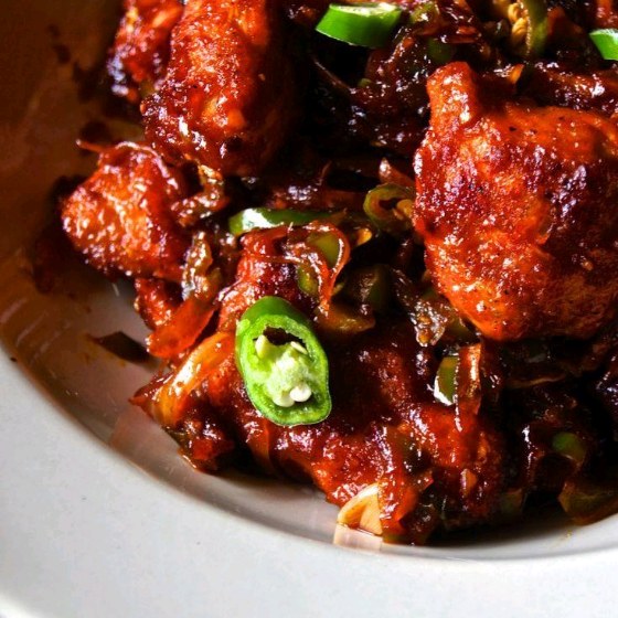 CHILLI CHICKEN (6 PCS)