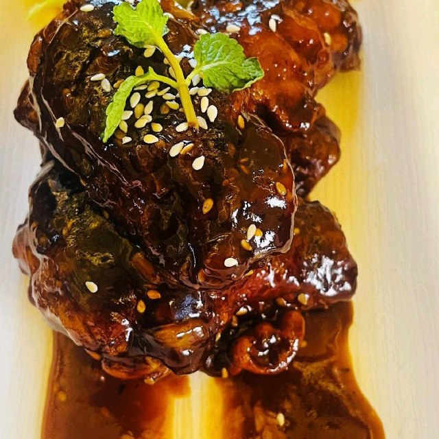 BBQ Chicken Wings (8 pcs)