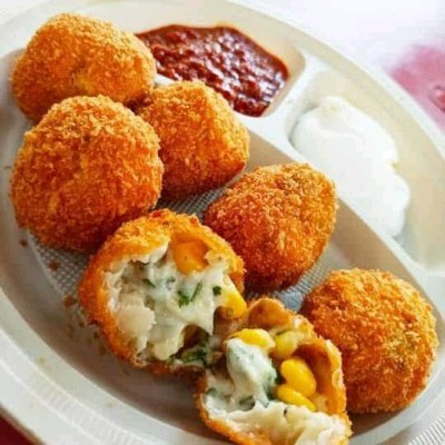 Veg Kurkuri Momos