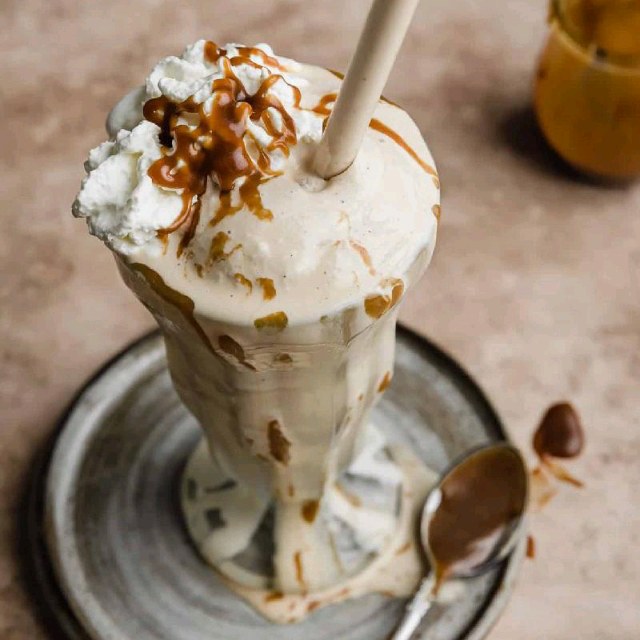 Butter Scotch Shake