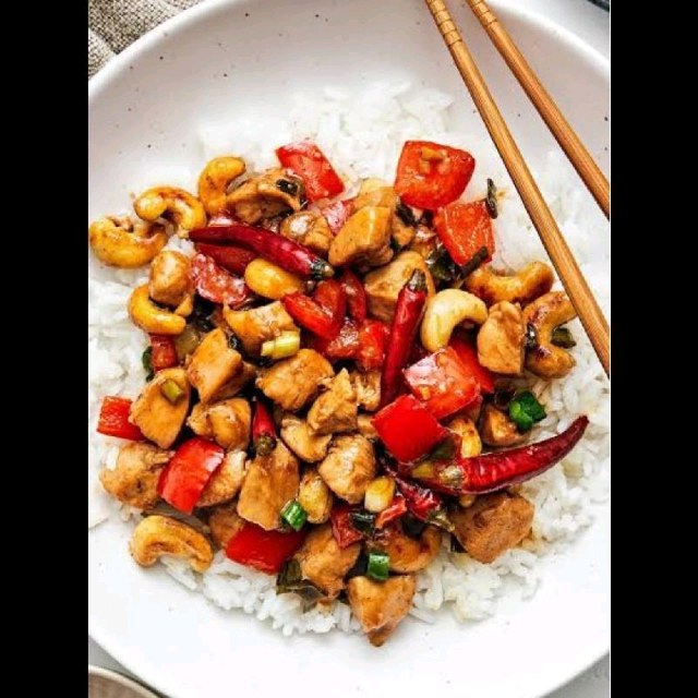 RED KUNG PAO CHICKEN