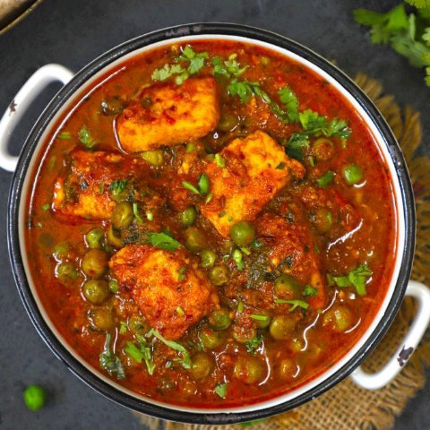 Muter Paneer
