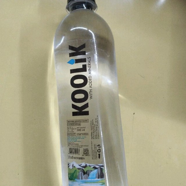water bottle 