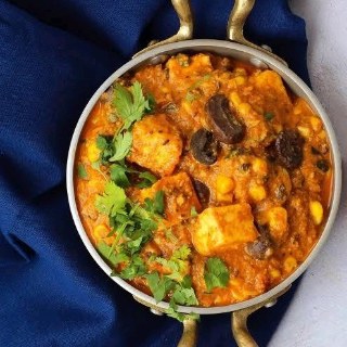 Mushroom Paneer (Half)
