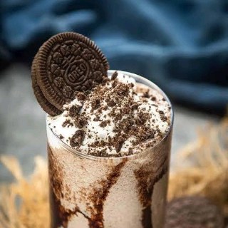 Oreo Milk Shake