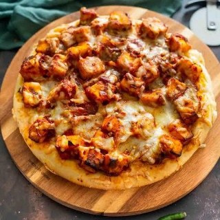 Tandoor Paneer Pizza